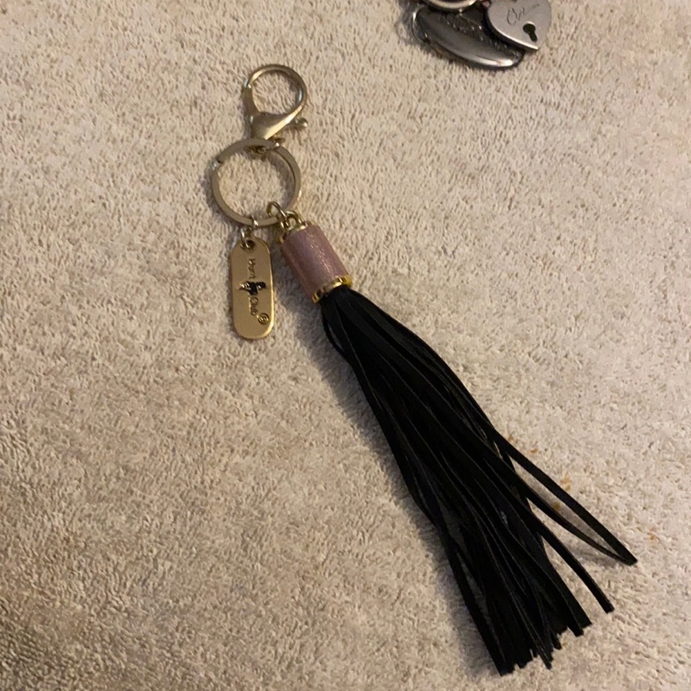 Hunt Club bag charm gold tone